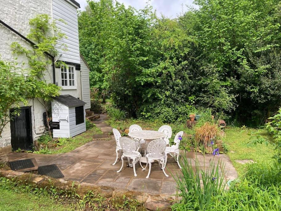 Ashdown Forest Character Cottage, 18Th Century Crowborough Luaran gambar
